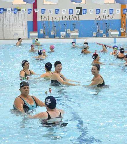 Hidroginática e Hidrobike​ - Clube Duque de Caxias