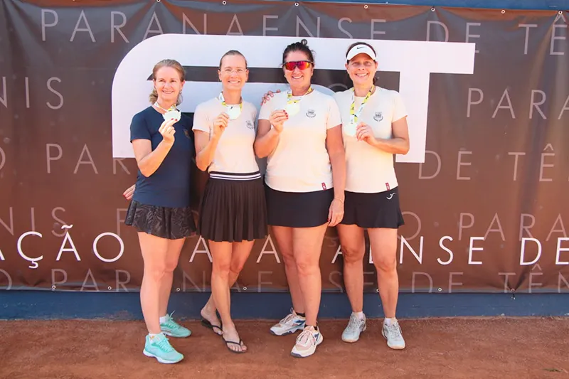 Campeãs – Categoria 4FC | Atletas: Valeria Mantovani, Silvia Sabbag, Luise Porciúncula e Debora Maluf.