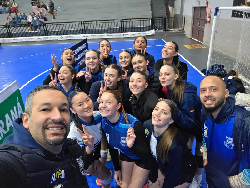 Duque conquista Paranaense Sub-15 Série B de Vôlei